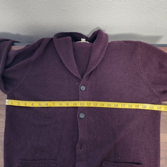 Men's Goodthreads Lambswool Burgundy Cardigan Shawl with Pockets - Picture 7 of 8